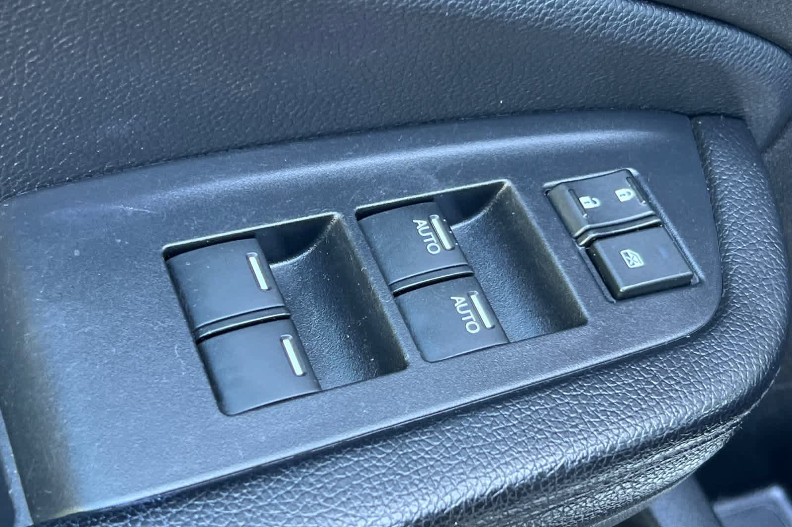Used 2017 Honda Pilot EX-L image 13