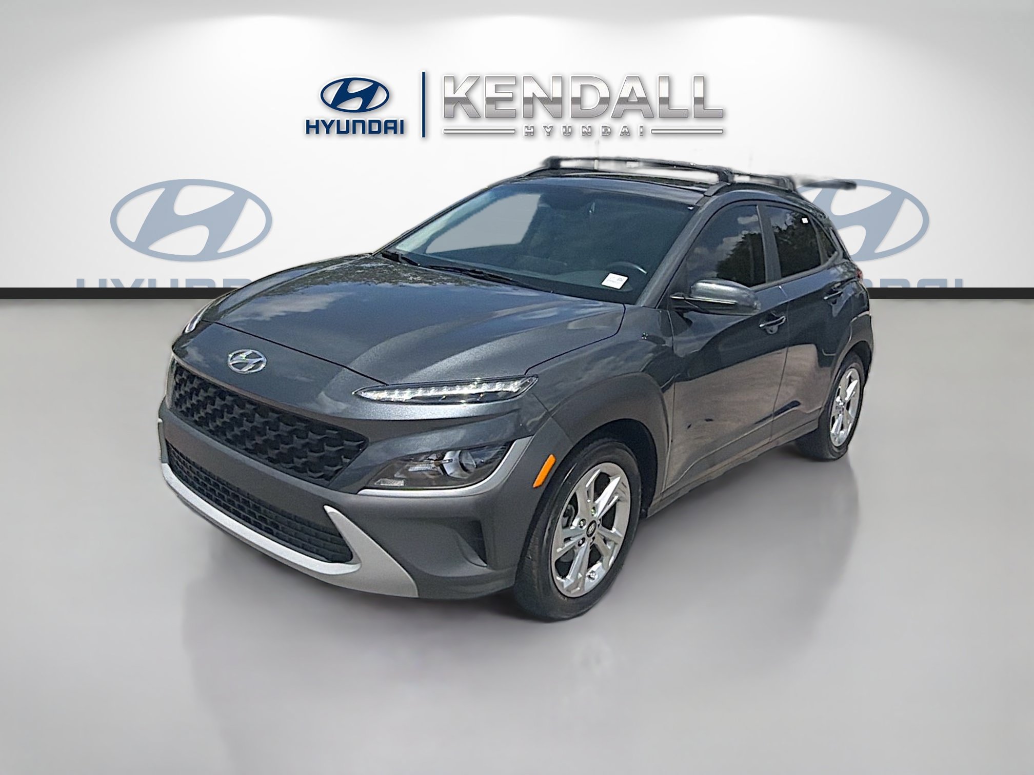 Used 2022 Hyundai Kona SEL w/ Convenience Package FWD image 3