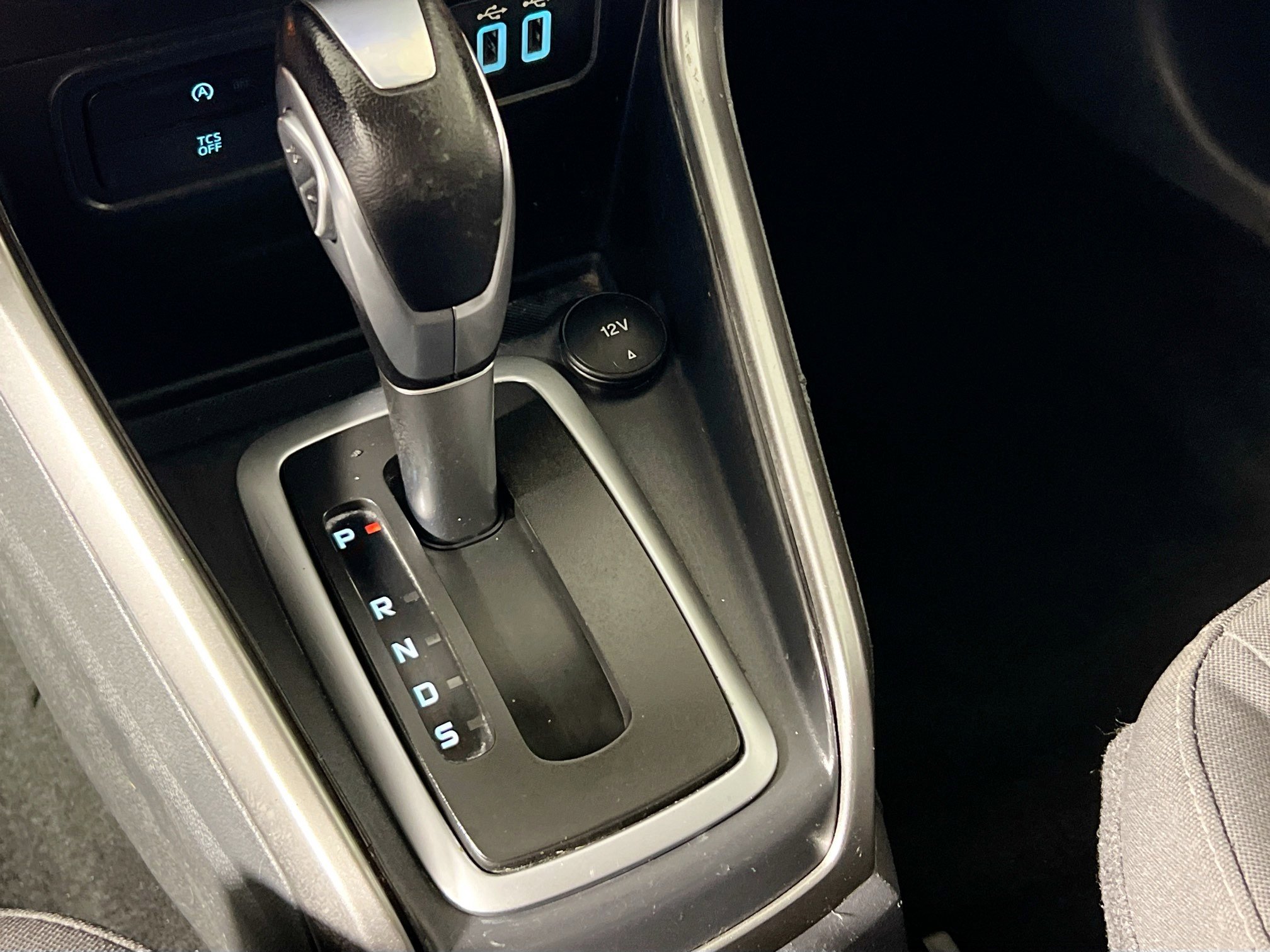 Used 2020 Ford EcoSport SE w/ SE Convenience Package image 25