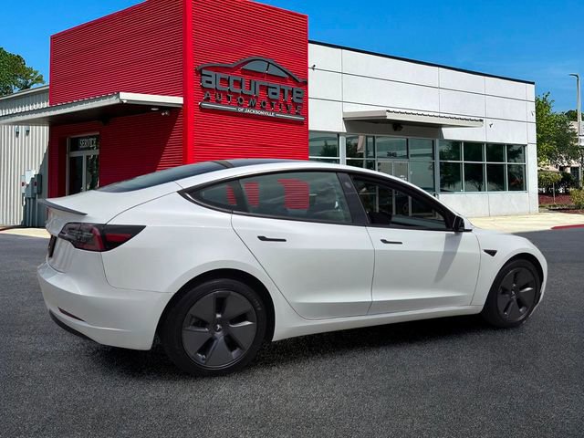 Used 2023 Tesla Model 3 Standard Range image 5
