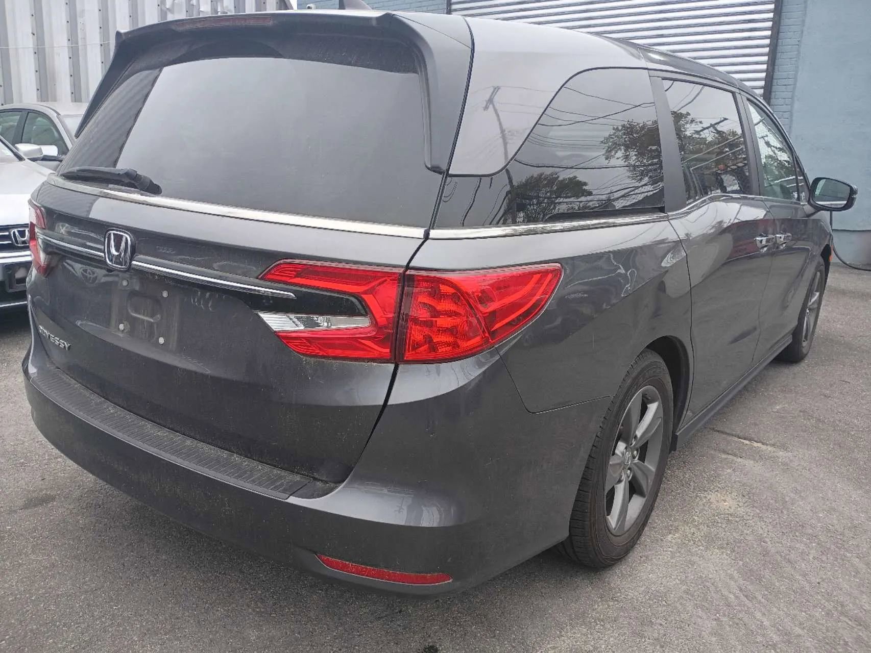 Used 2022 Honda Odyssey EX image 5