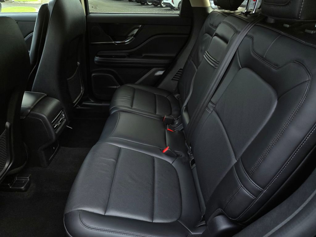 Used 2024 Lincoln Corsair Reserve image 12