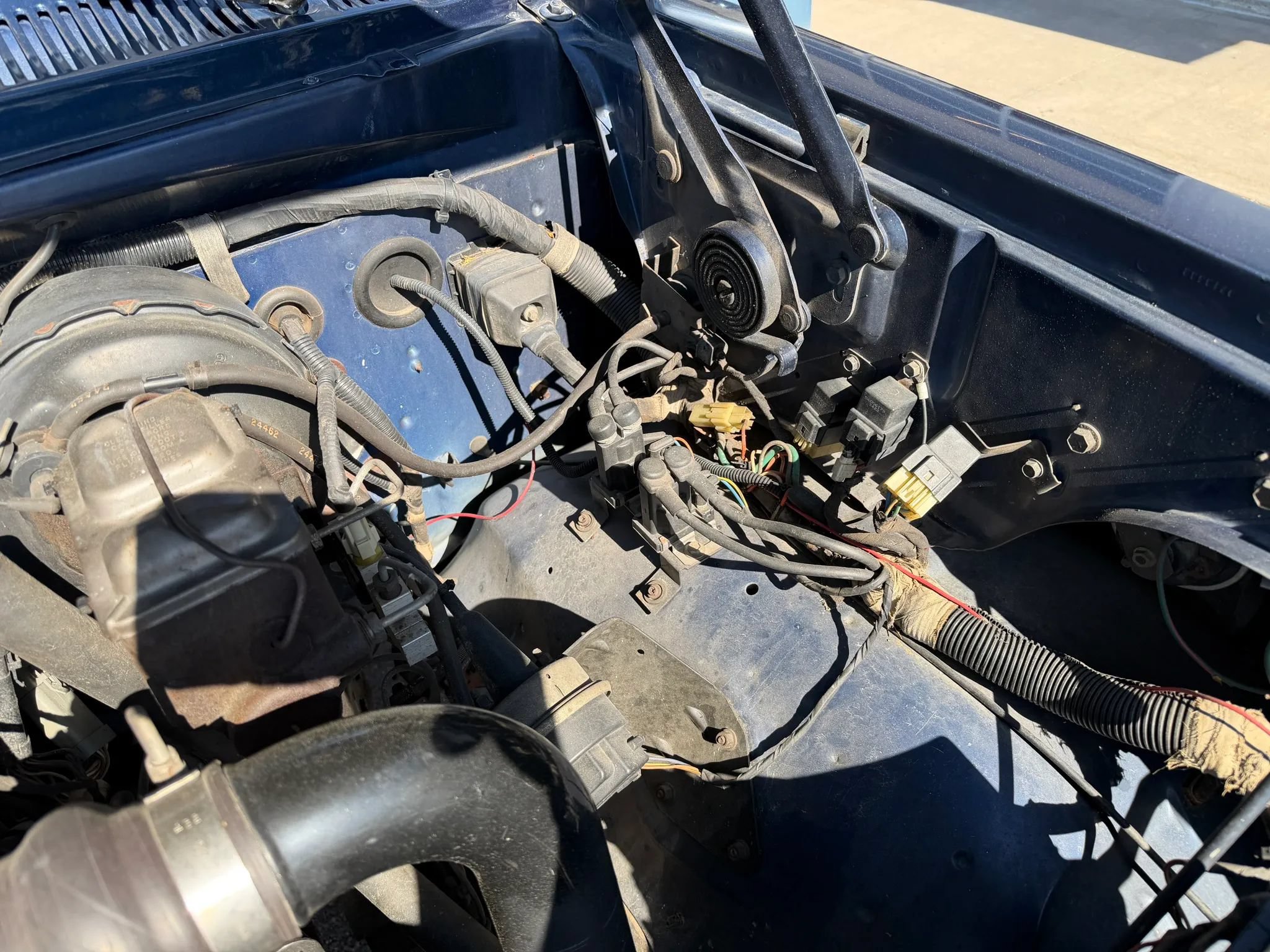 Used 1993 Dodge D/W Truck 250 AWD/4WD image 26