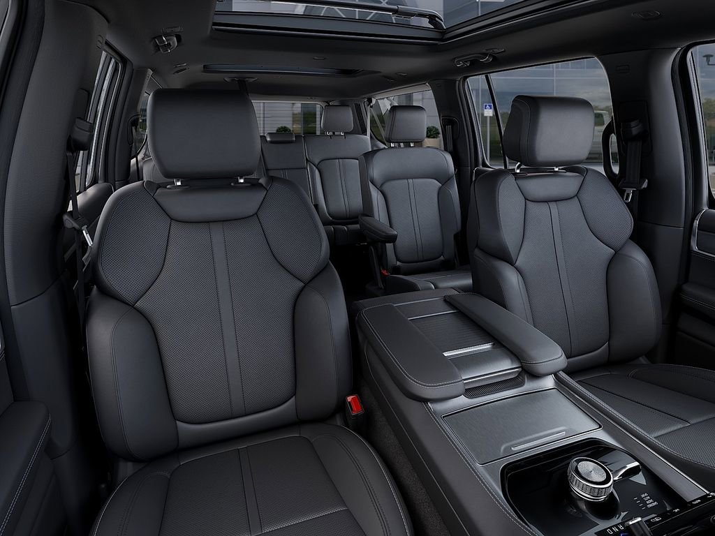 New 2025 Jeep Wagoneer L Series II w/ Premium Group I AWD/4WD image 16