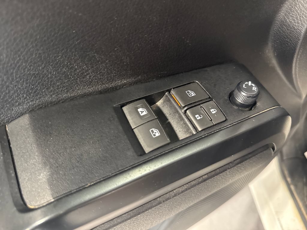 Used 2023 Toyota Tacoma SR AWD/4WD image 28