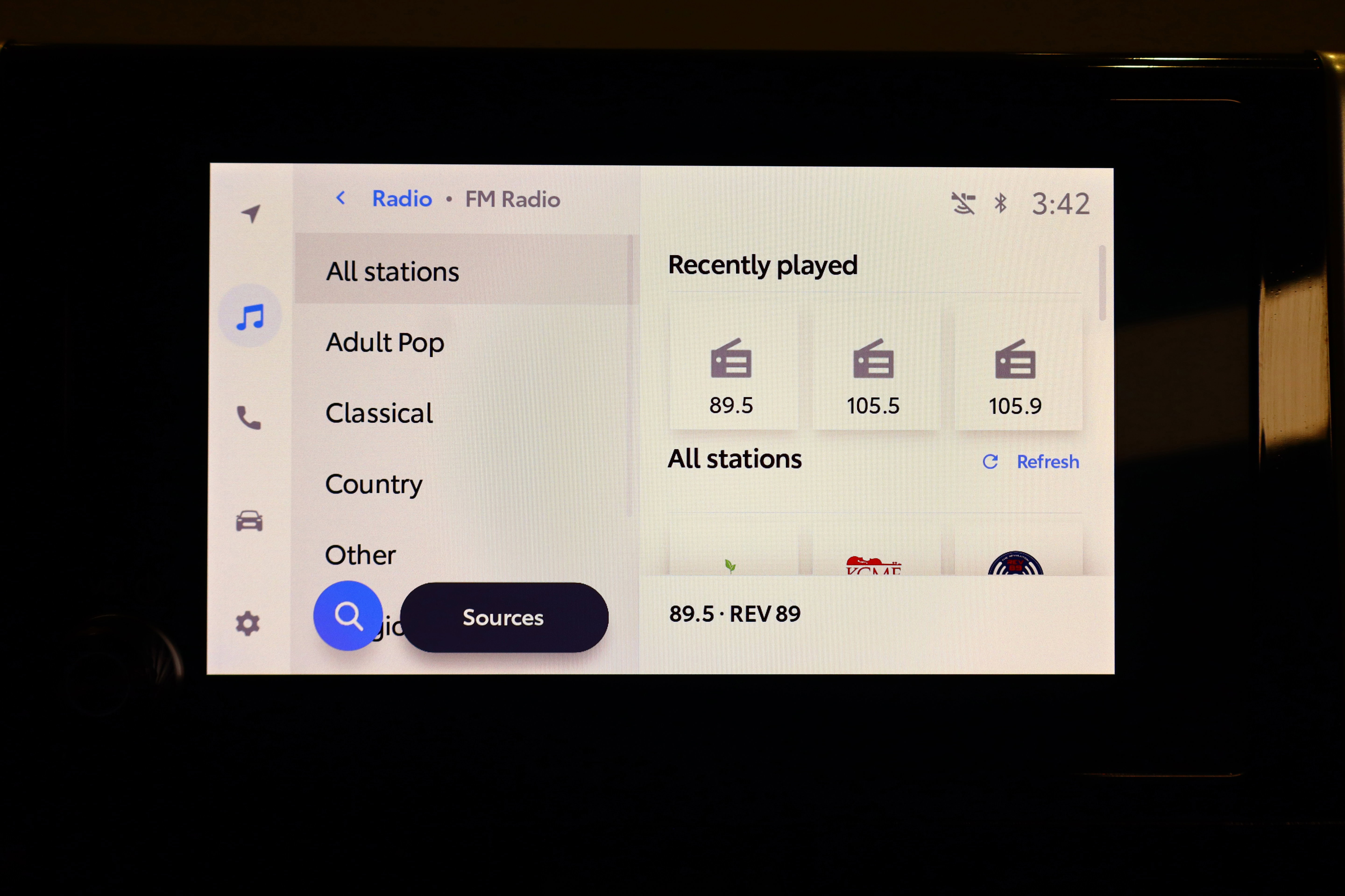 Used 2024 Toyota RAV4 LE image 31