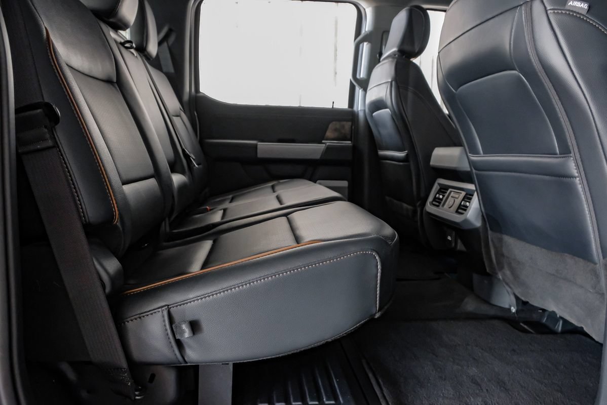 Used 2025 Ford F250 Lariat AWD/4WD image 35