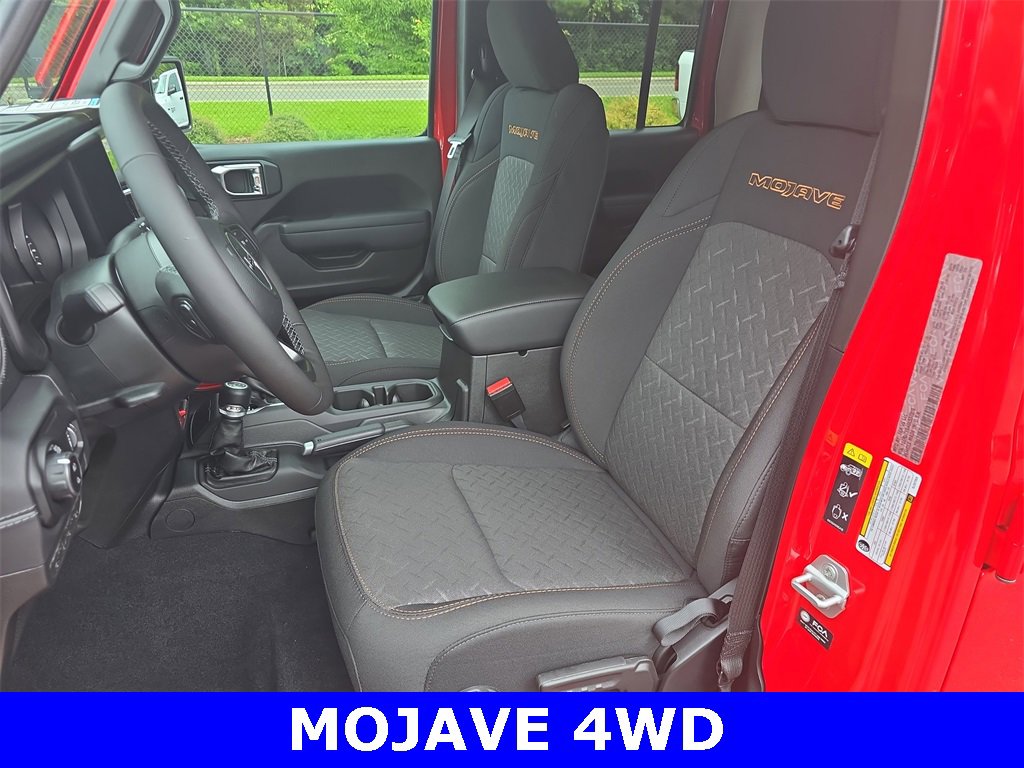 New 2025 Jeep Gladiator Mojave w/ Convenience Group image 14