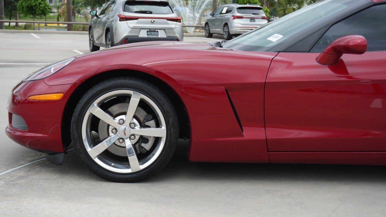 Used 2008 Chevrolet Corvette Coupe RWD image 11
