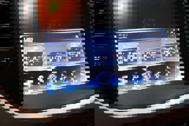 Used 2014 Chrysler 300 Touring w/ Quick Order Package 22F RWD image 17