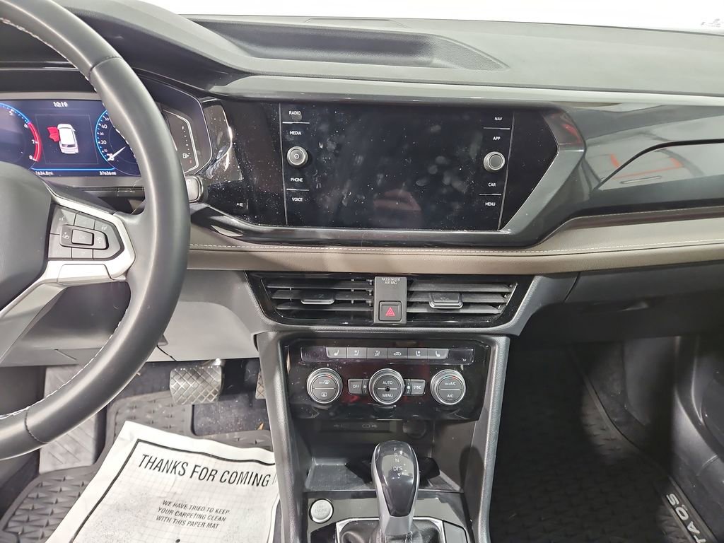 Certified 2022 Volkswagen Taos SEL image 19