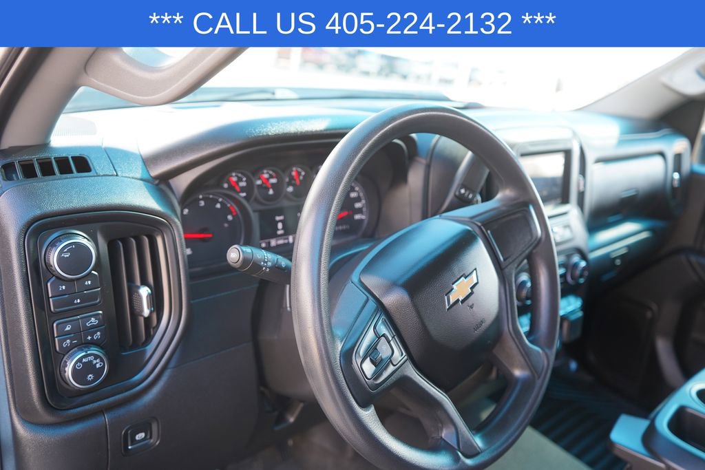Used 2025 Chevrolet Silverado 2500 Custom w/ Custom Value Package image 22