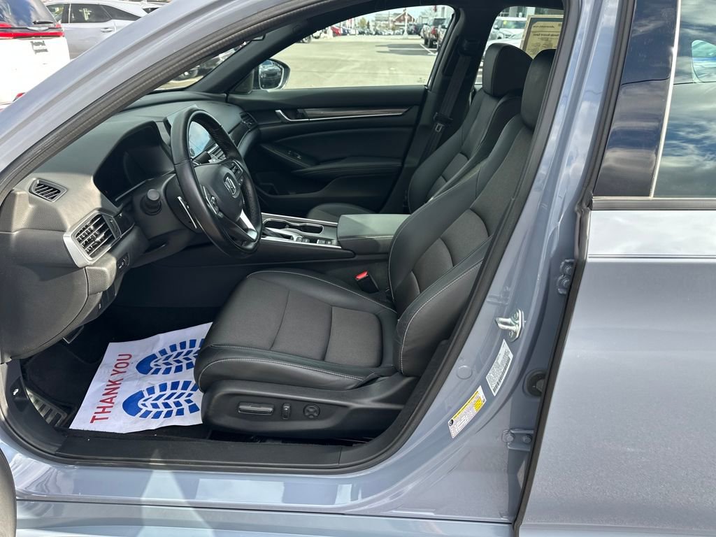 Used 2022 Honda Accord Sport image 9