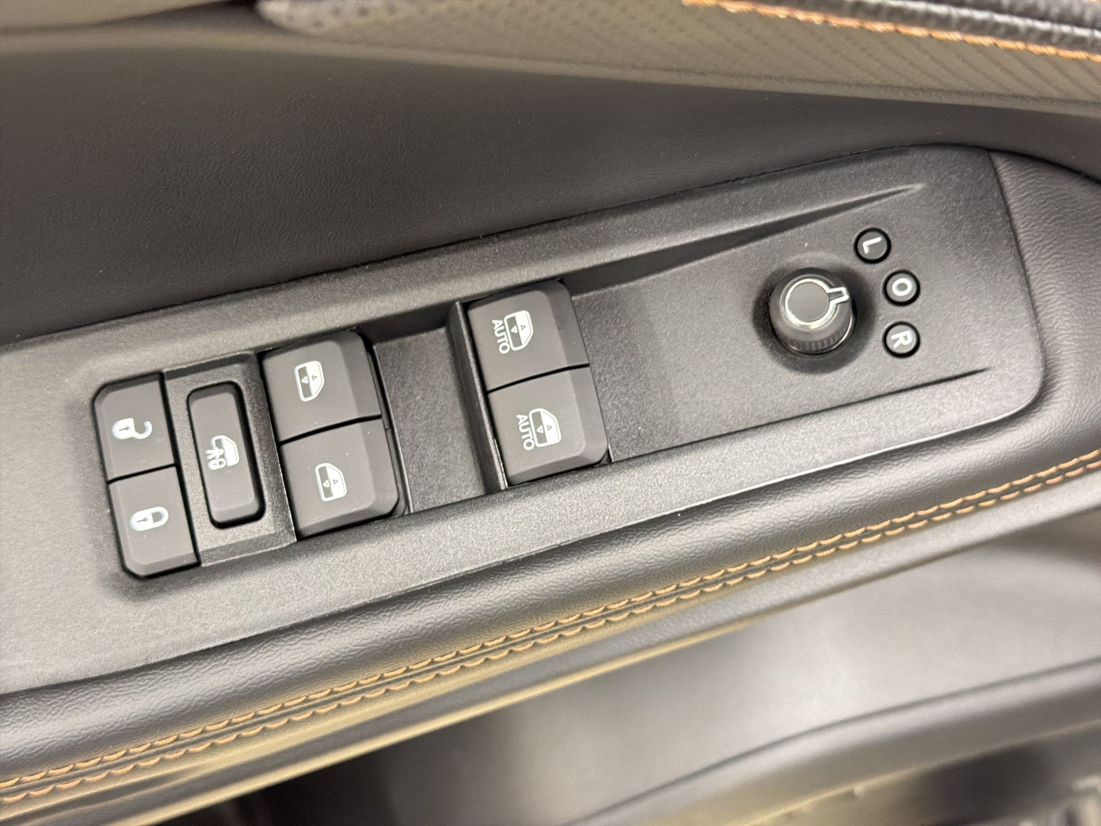 Used 2026 Jeep Cherokee Limited AWD/4WD image 20