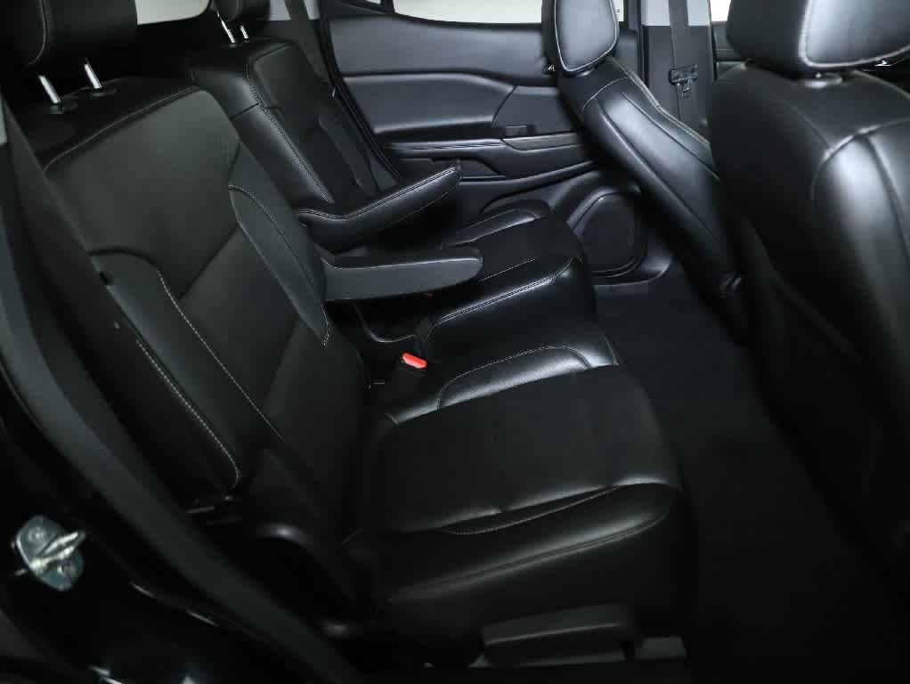 Used 2019 GMC Acadia SLT AWD/4WD image 34