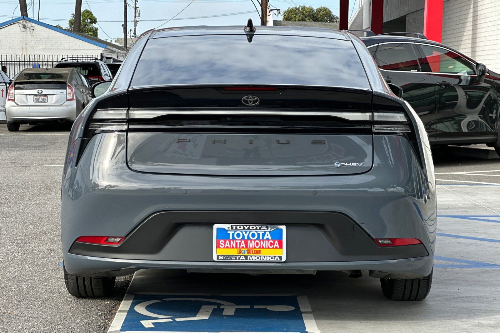 Used 2026 Toyota Prius Plug-In Hybrid FWD image 5