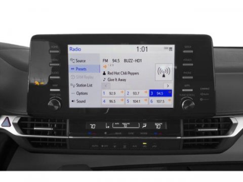 Certified 2024 Toyota Sienna LE image 10