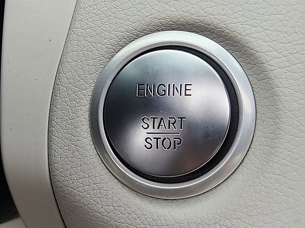 Used 2017 Mercedes-Benz C 300 4MATIC Cabriolet image 25