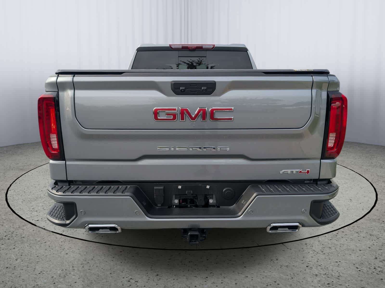 Certified 2025 GMC Sierra 1500 AT4 w/ AT4 Premium Package AWD/4WD image 4