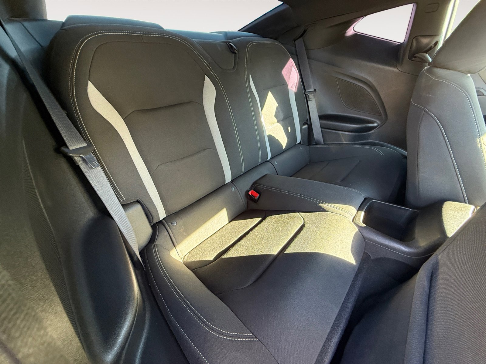 Used 2020 Chevrolet Camaro LT w/ 1LE Track Performance Package image 18