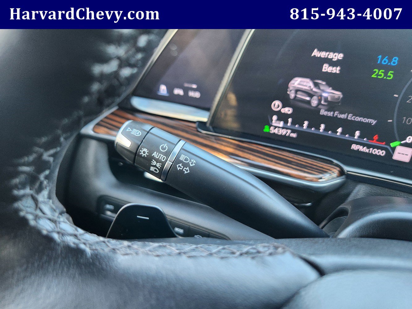 Used 2024 Cadillac Escalade ESV Premium Luxury w/ Performance Package image 23