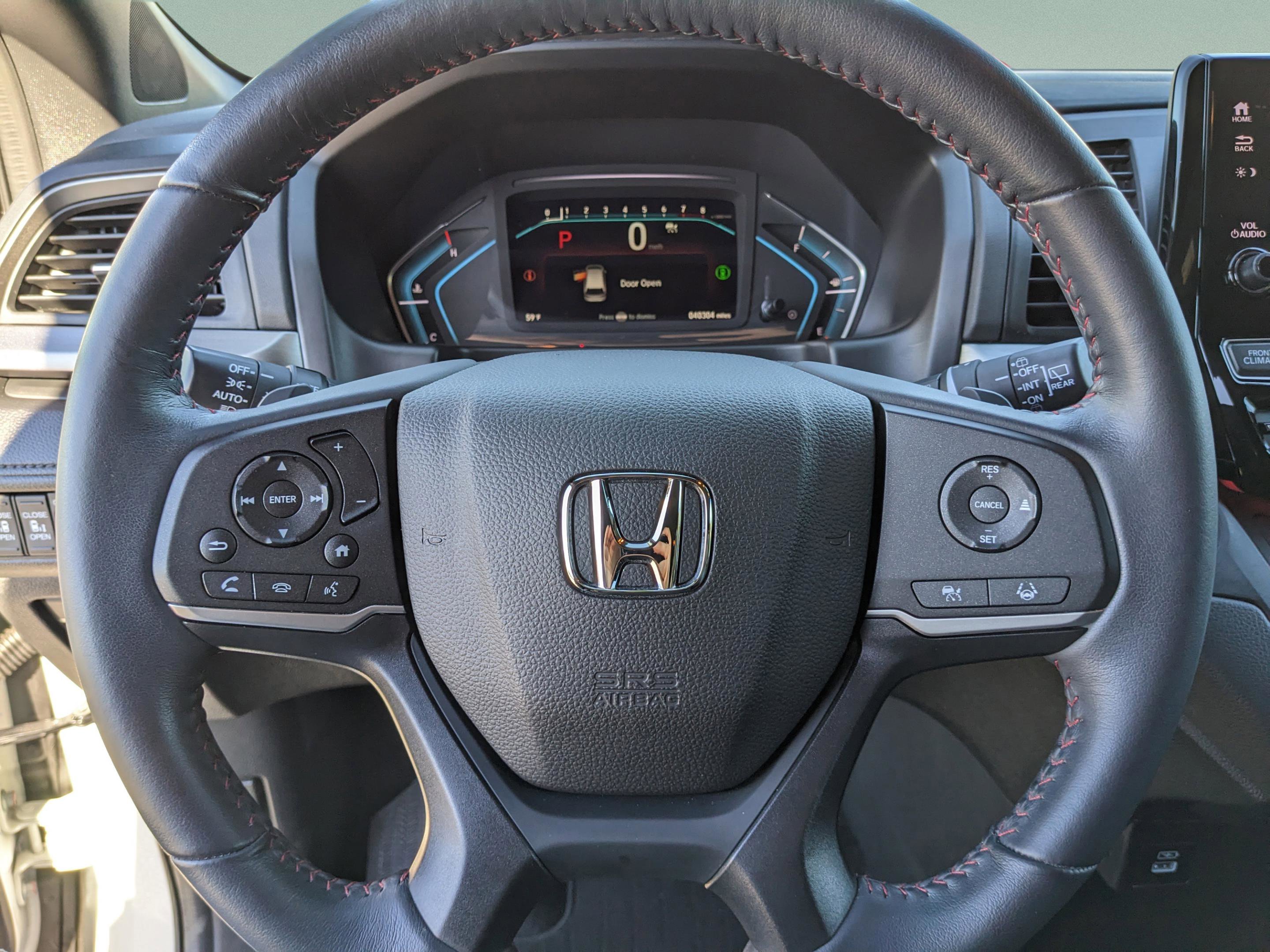 Used 2023 Honda Odyssey Sport image 32