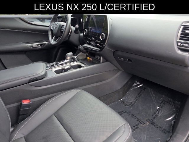 Used 2025 Lexus NX 250 FWD w/ Accessory Package (Z1) image 9