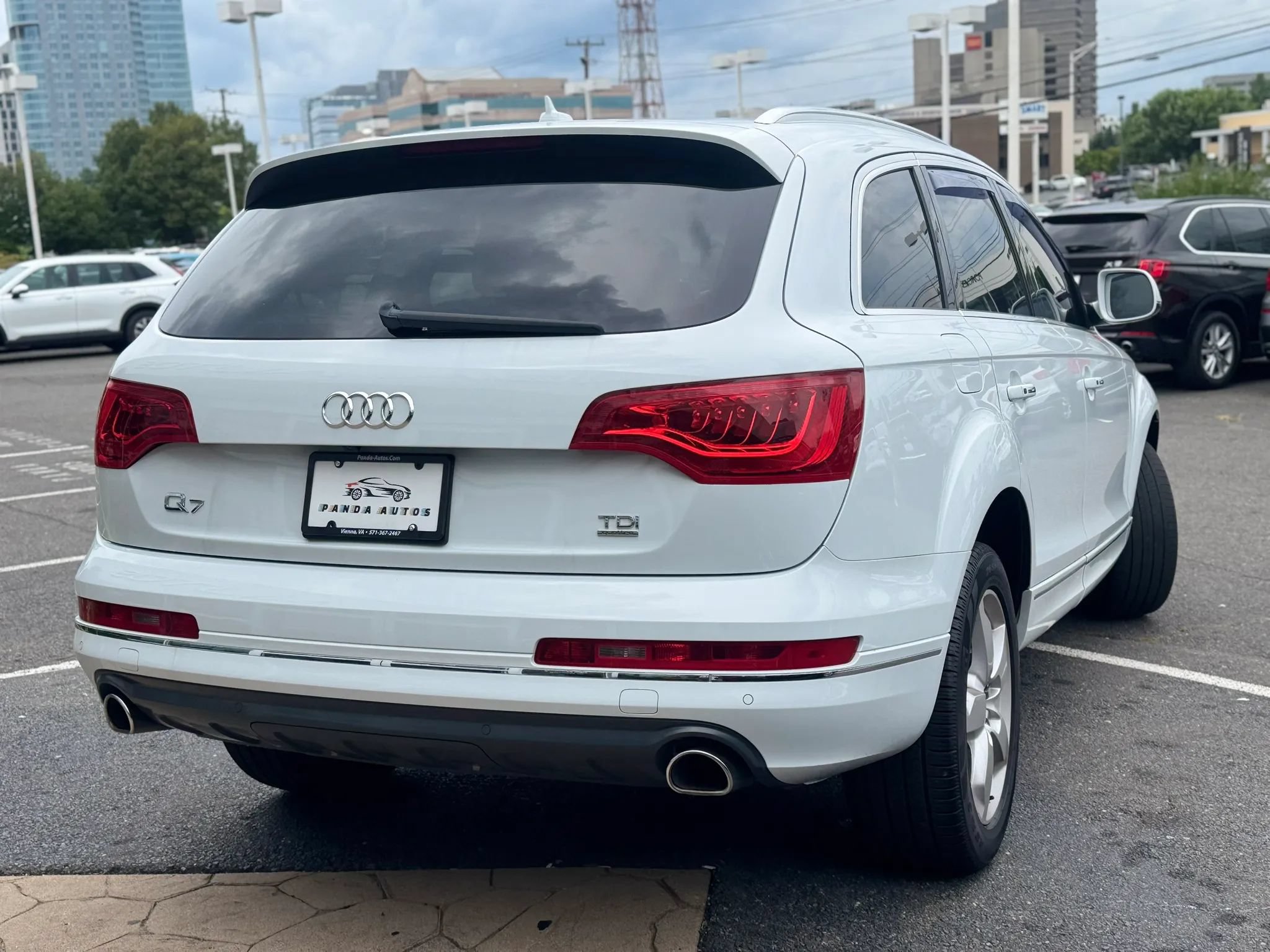 Used 2014 Audi Q7 TDI Premium Plus w/ Premium Plus Package AWD/4WD image 3
