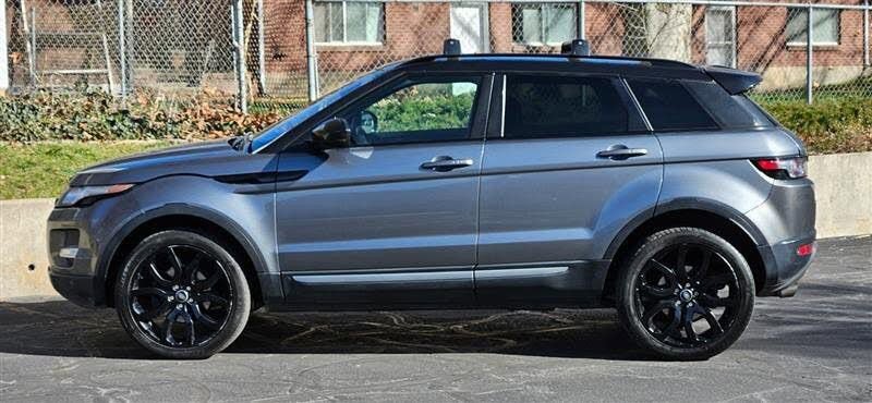 Used 2015 Land Rover Range Rover Evoque Pure Plus AWD/4WD image 2
