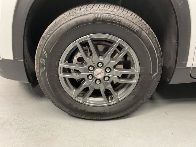 Used 2026 GMC Acadia Elevation FWD image 7