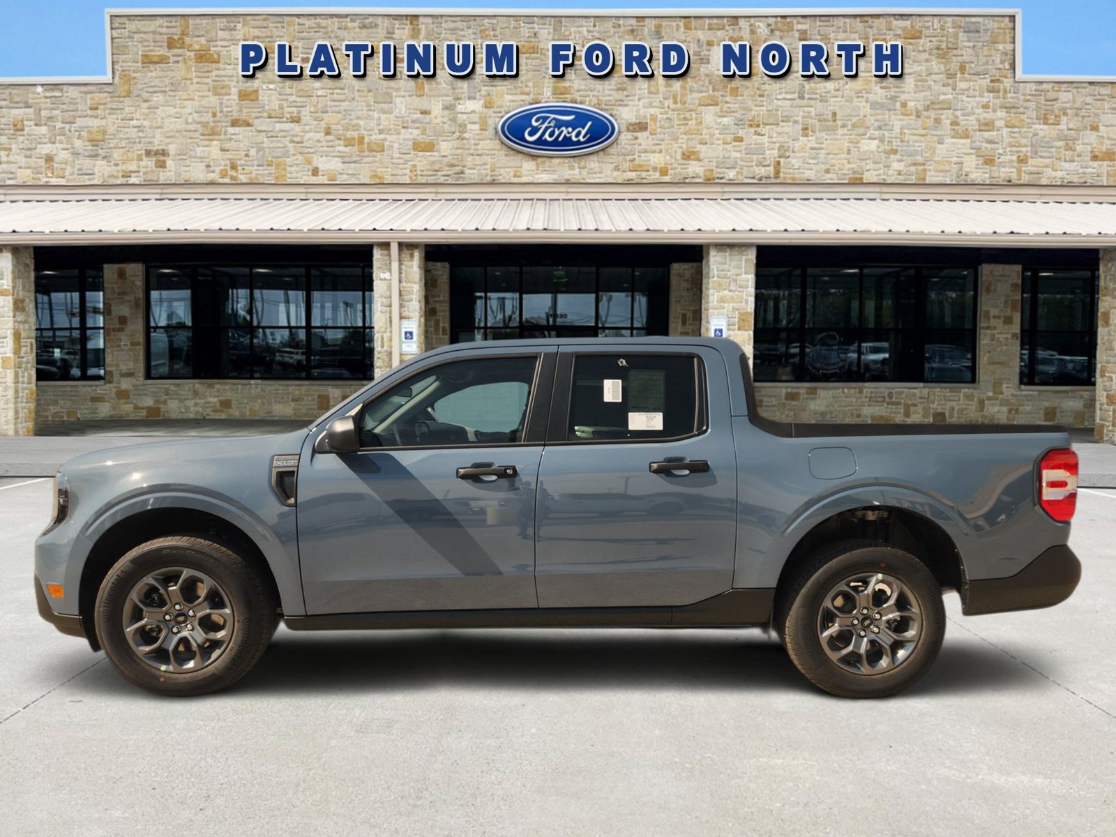 New 2026 Ford Maverick XLT AWD/4WD image 3