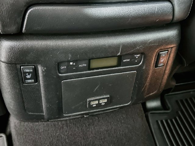 Used 2017 Nissan Armada Platinum w/ Captain Seat Package AWD/4WD image 33