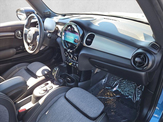 Used 2024 MINI Cooper SE FWD image 23