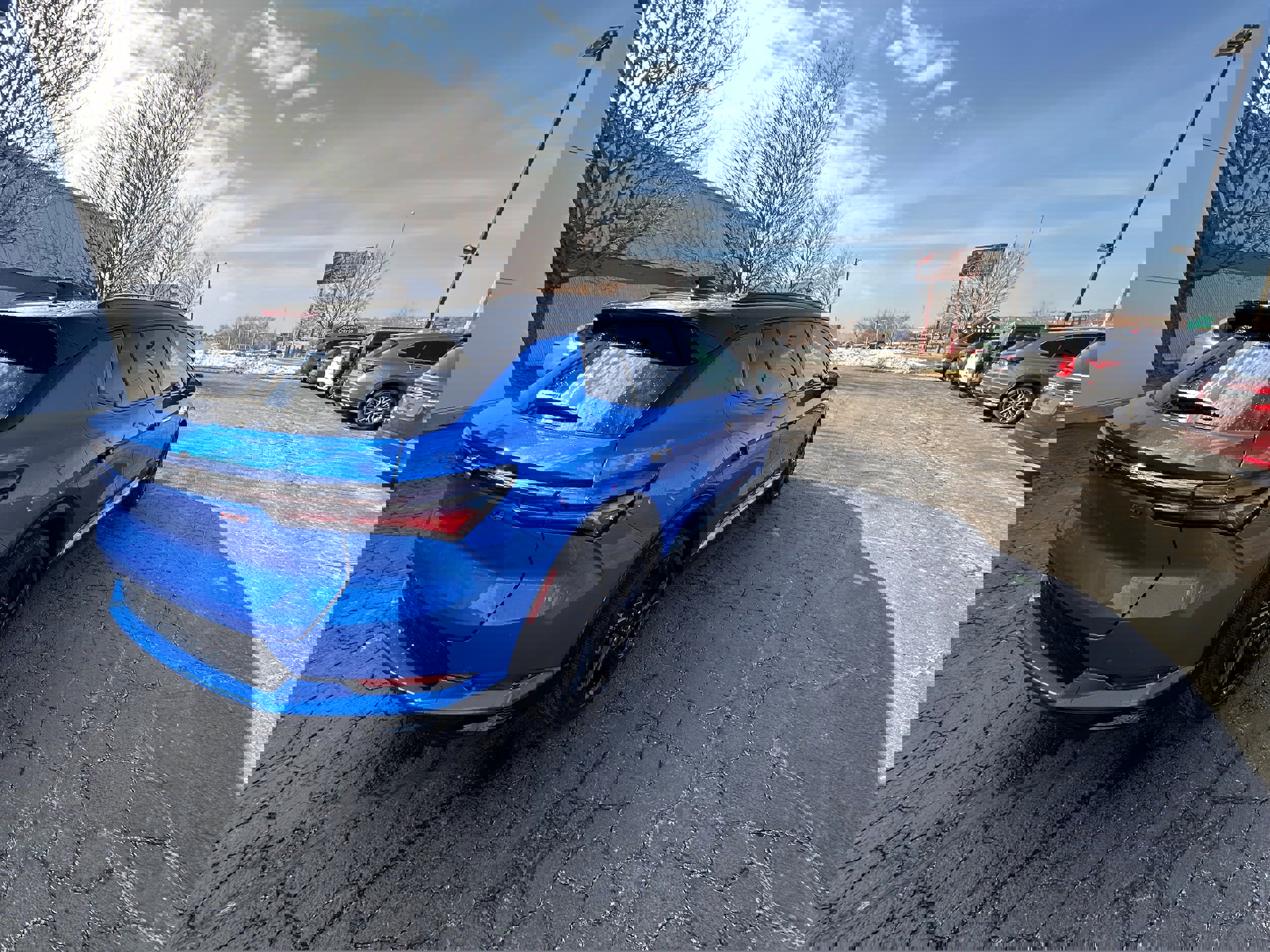 Used 2025 Chevrolet Equinox EV RS image 3