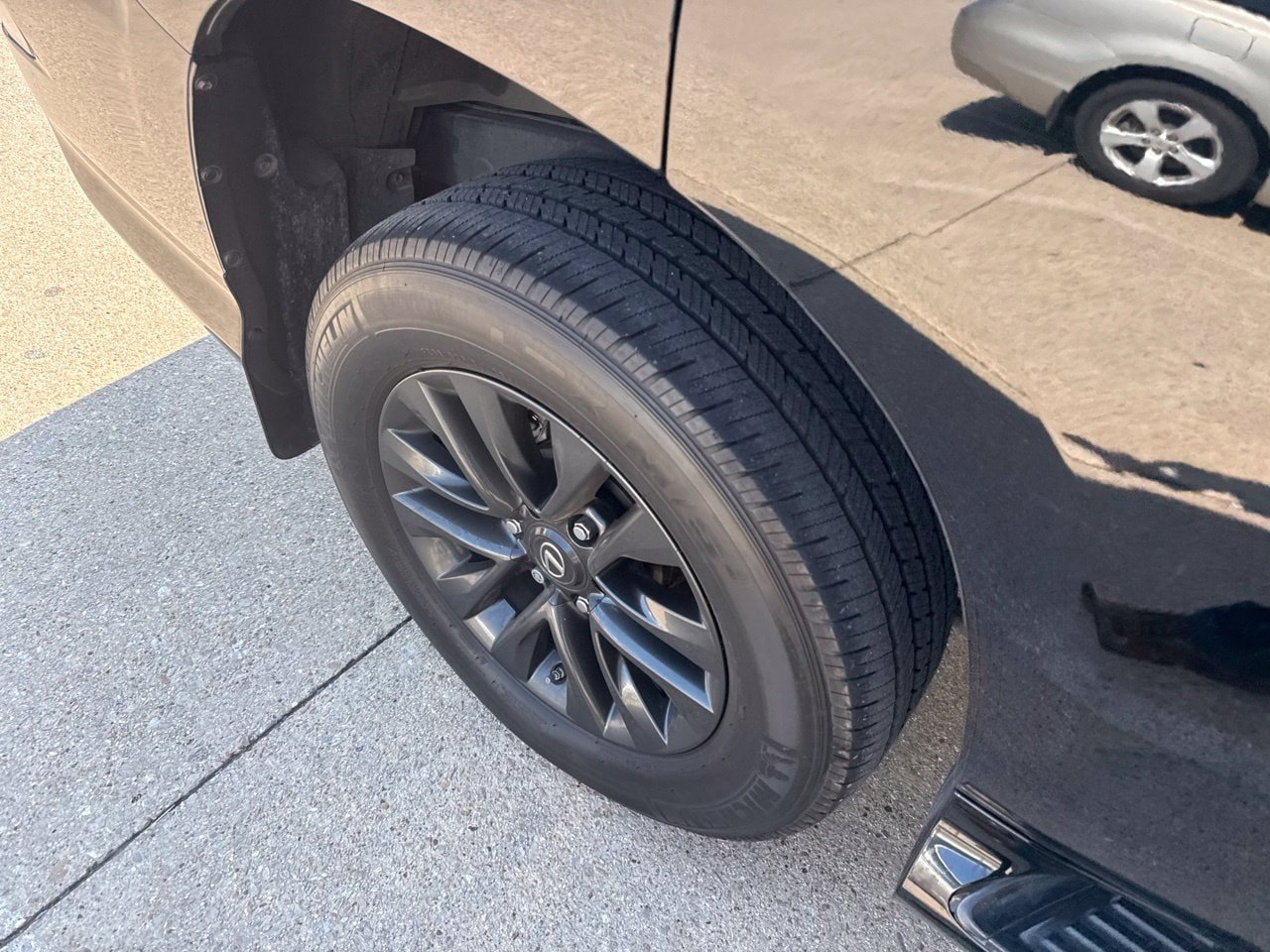 Used 2020 Lexus GX 460 Premium AWD/4WD image 13