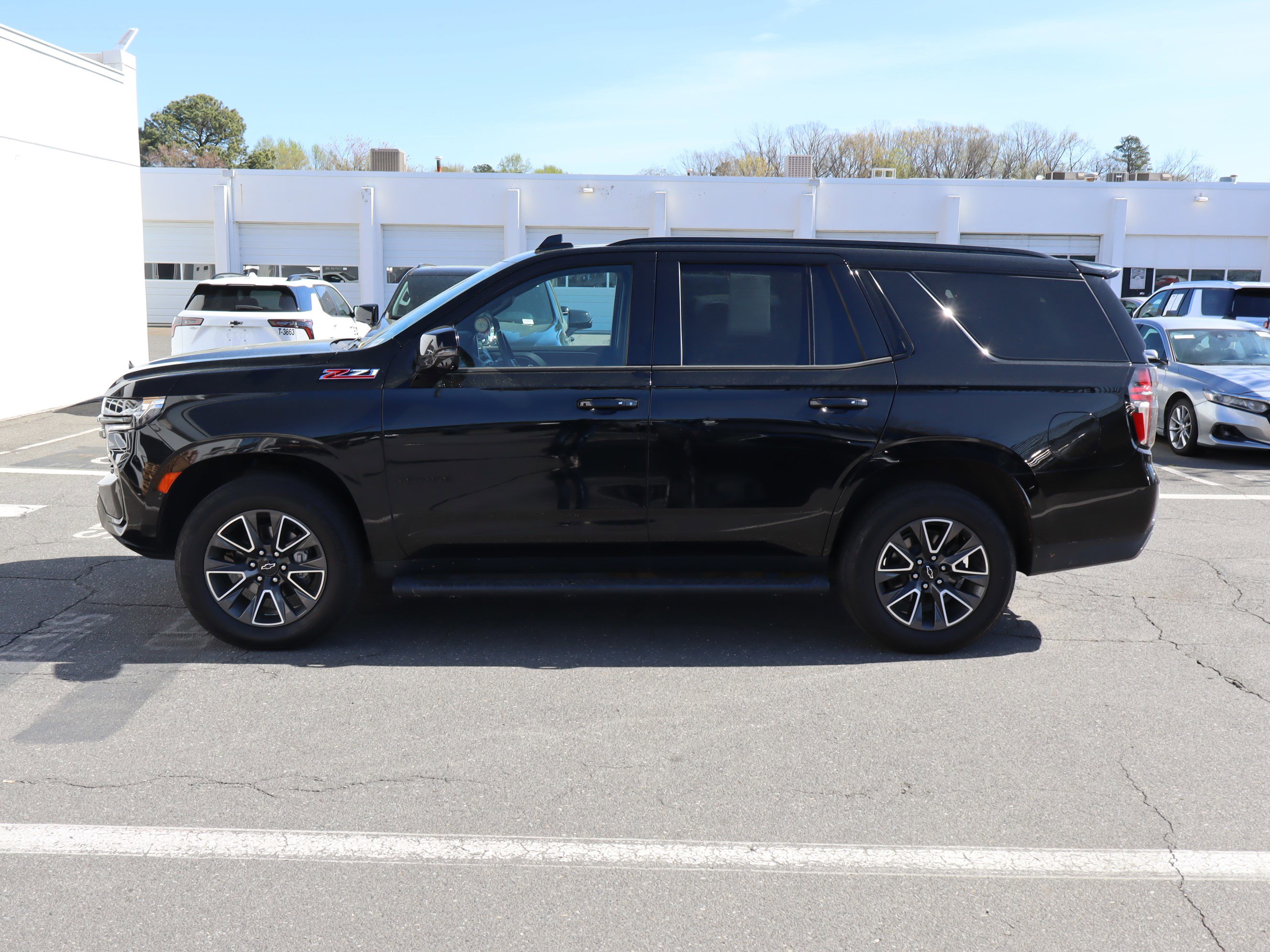 Used 2021 Chevrolet Tahoe Z71 w/ Z71 Off-Road Package image 7