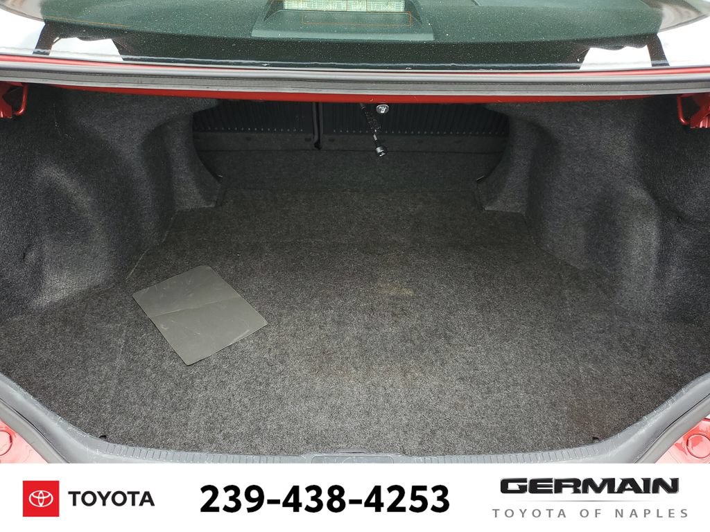 Used 2013 Toyota Camry SE FWD image 23