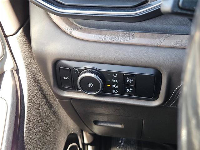 Used 2021 Ford Explorer Platinum w/ Equipment Group 601A AWD/4WD image 17