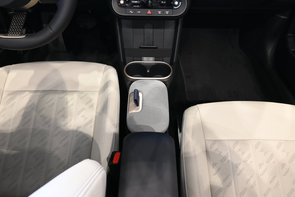 Used 2026 MINI Cooper S FWD image 18