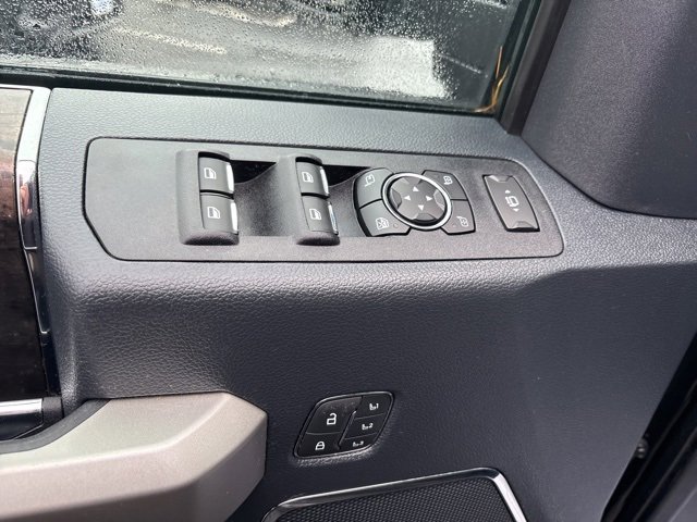 Used 2022 Ford F250 Lariat w/ Tremor Off-Road Package image 17