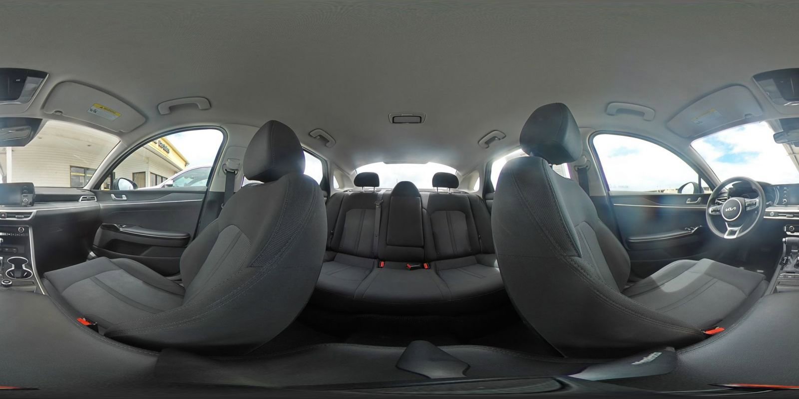 Used 2023 Kia K5 LXS image 41