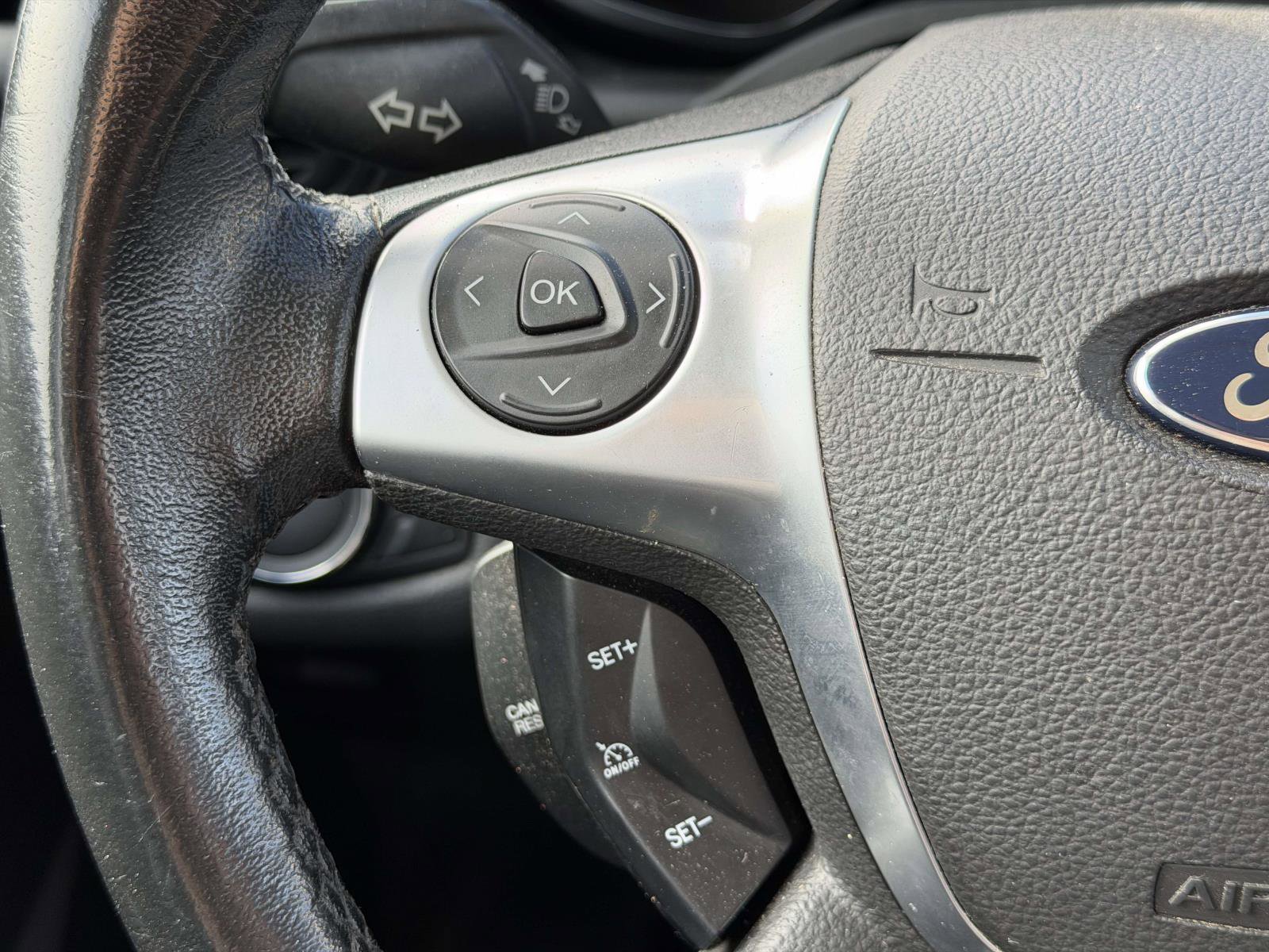 Used 2014 Ford C-MAX SE w/ Equipment Group 202A image 18