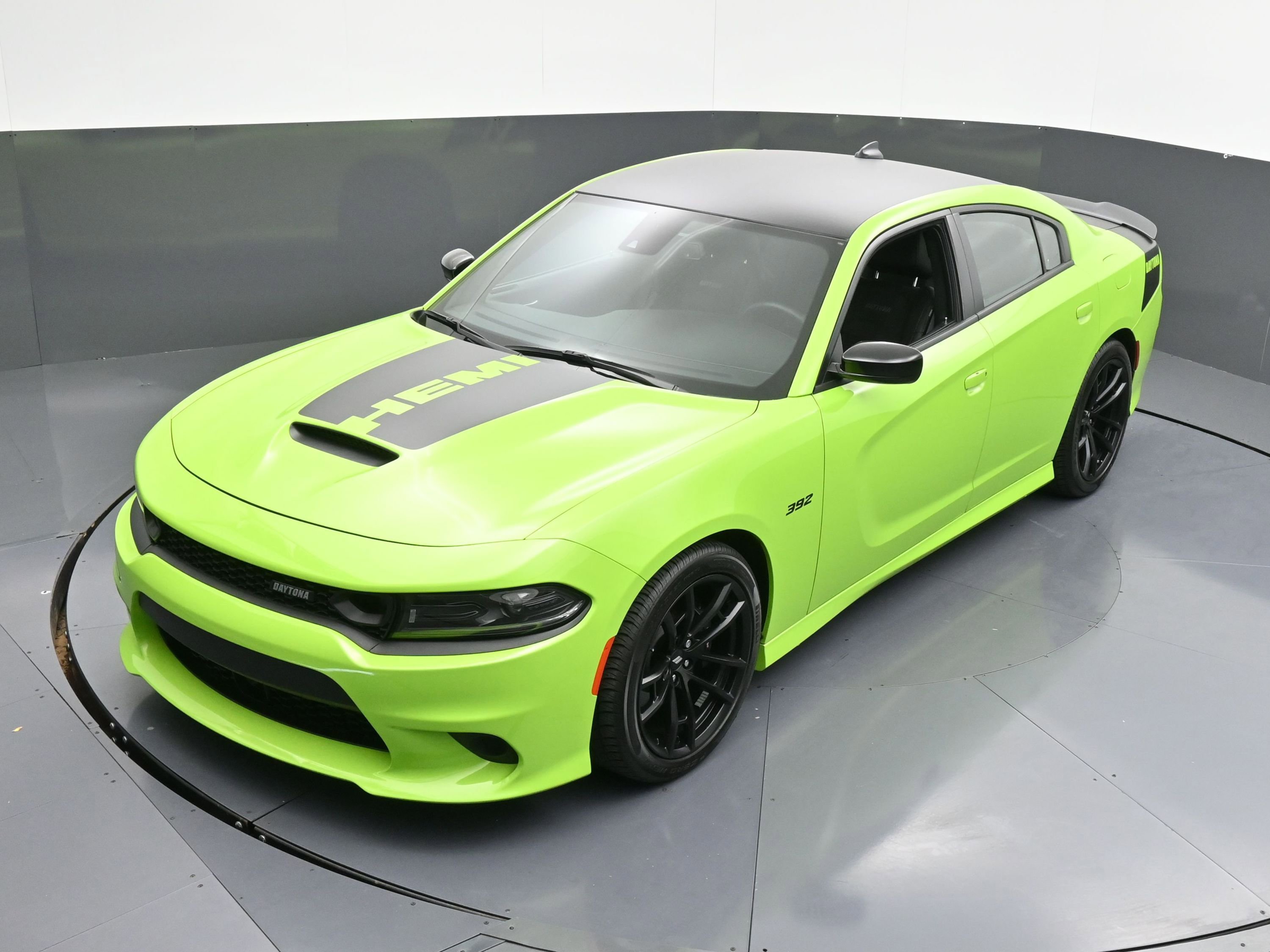 Used 2023 Dodge Charger Scat Pack w/ Daytona Edition Group image 33