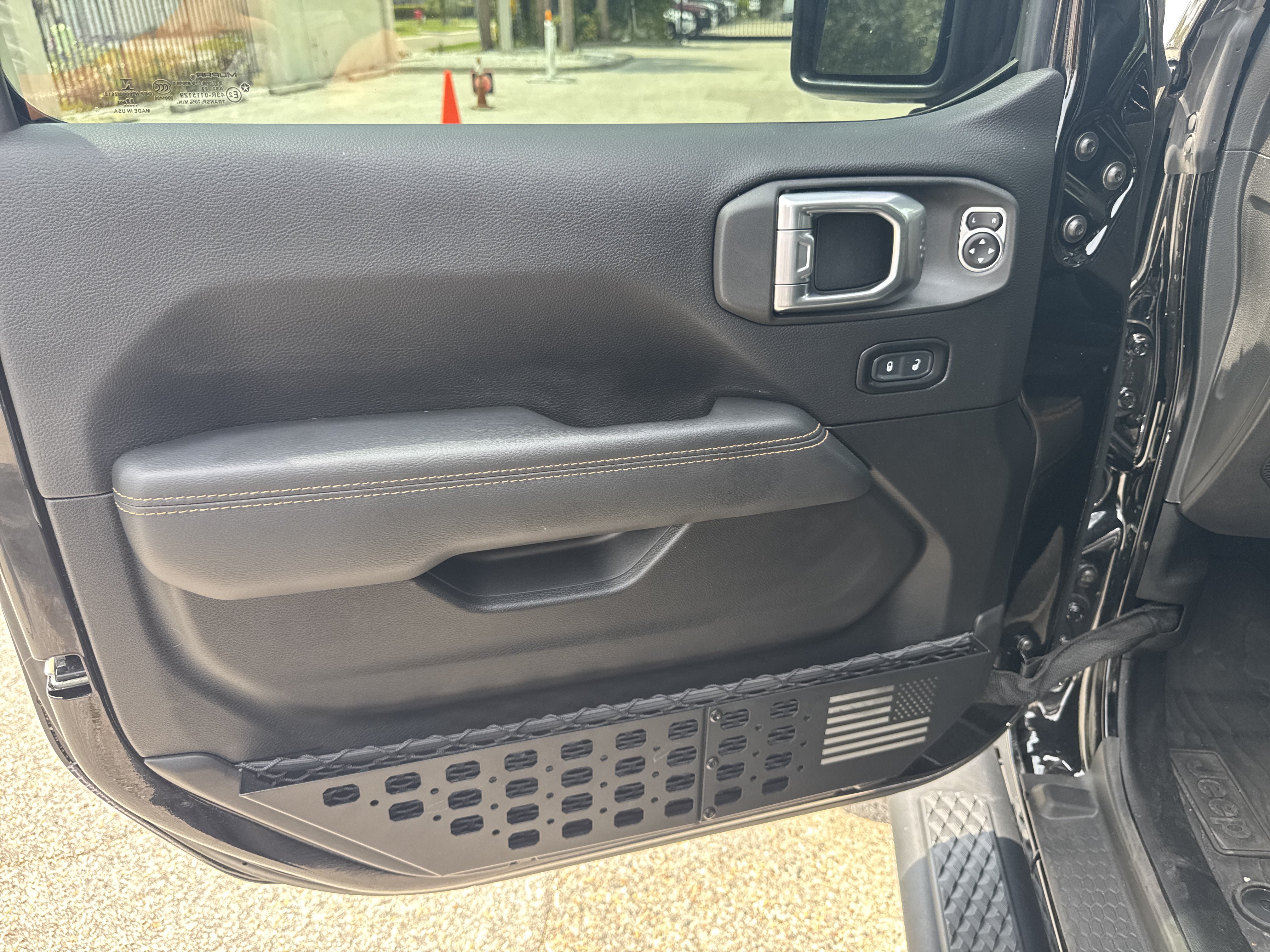 Used 2023 Jeep Gladiator Overland AWD/4WD image 22