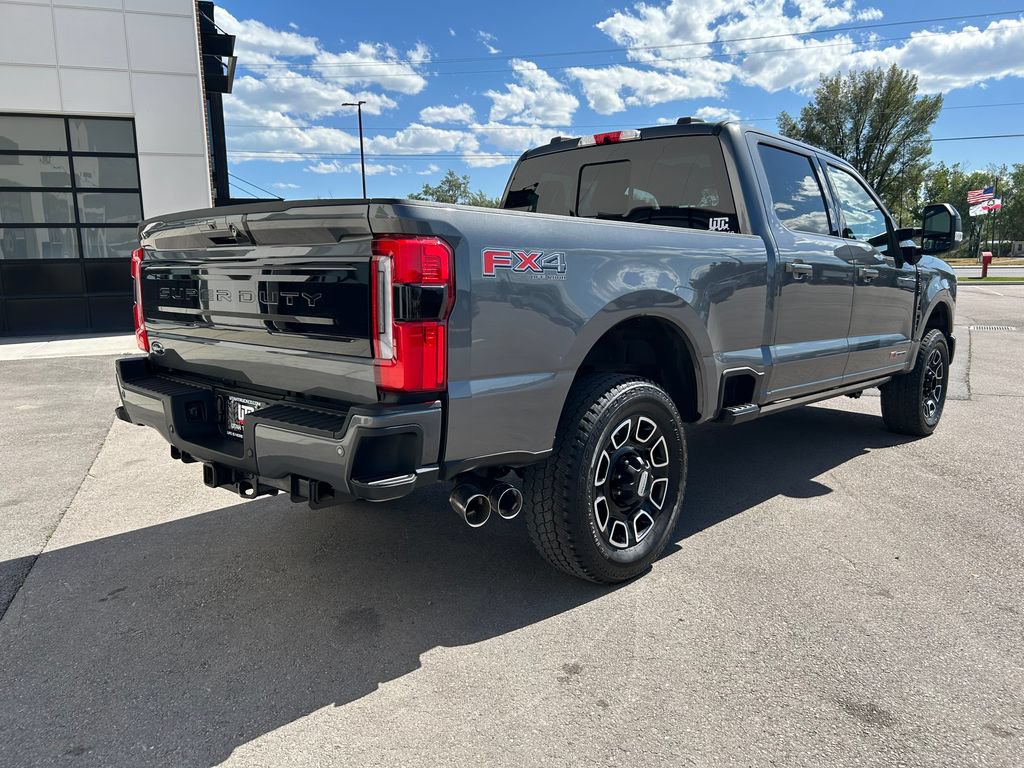 Used 2026 Ford F350 Platinum AWD/4WD image 4
