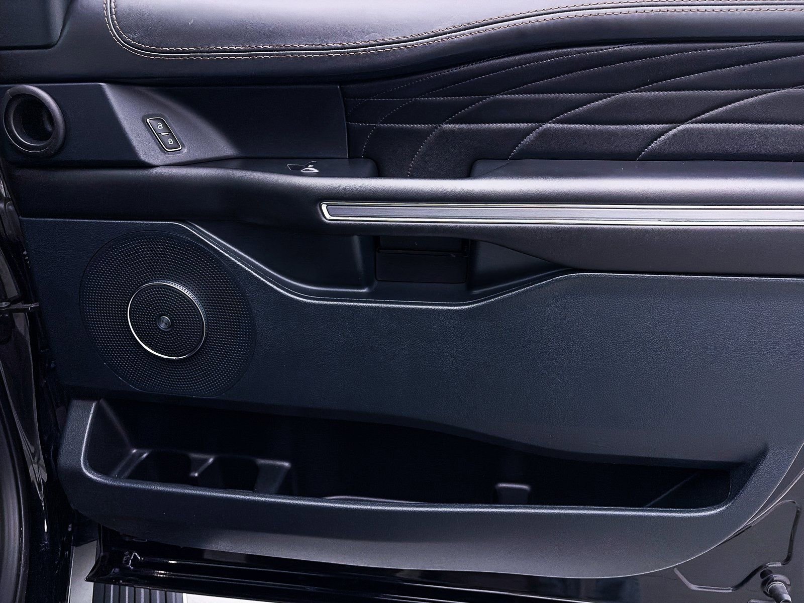 Used 2021 Ford Expedition Max Platinum image 35