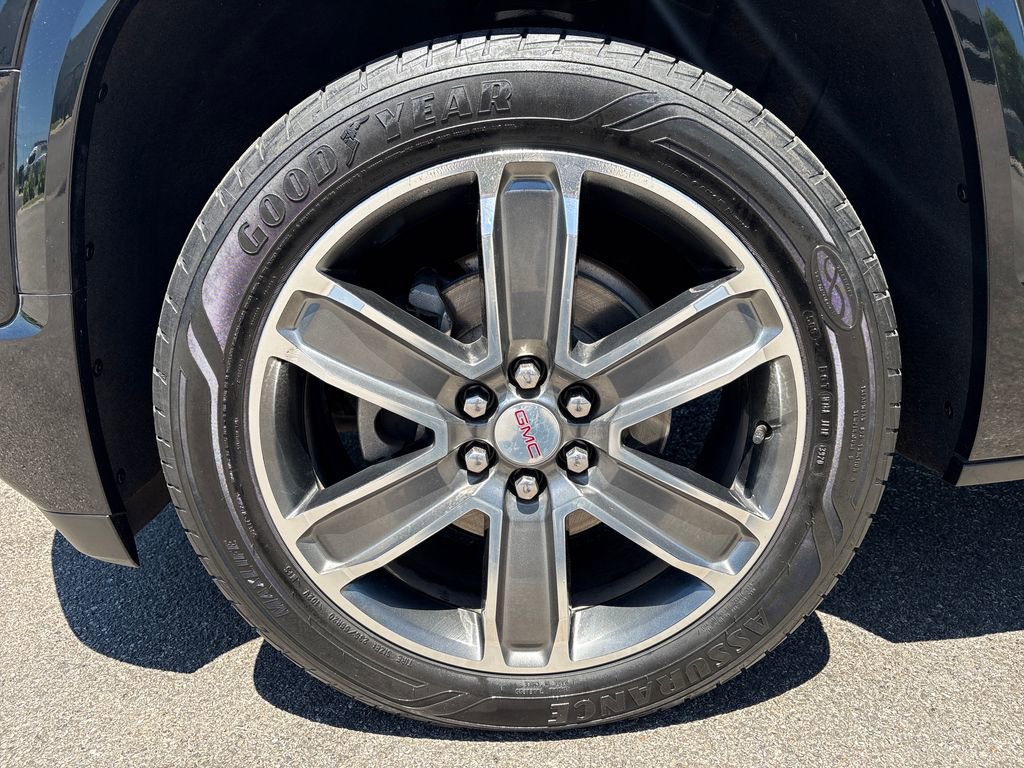 Certified 2018 GMC Acadia Denali w/ Technology Package AWD/4WD image 46
