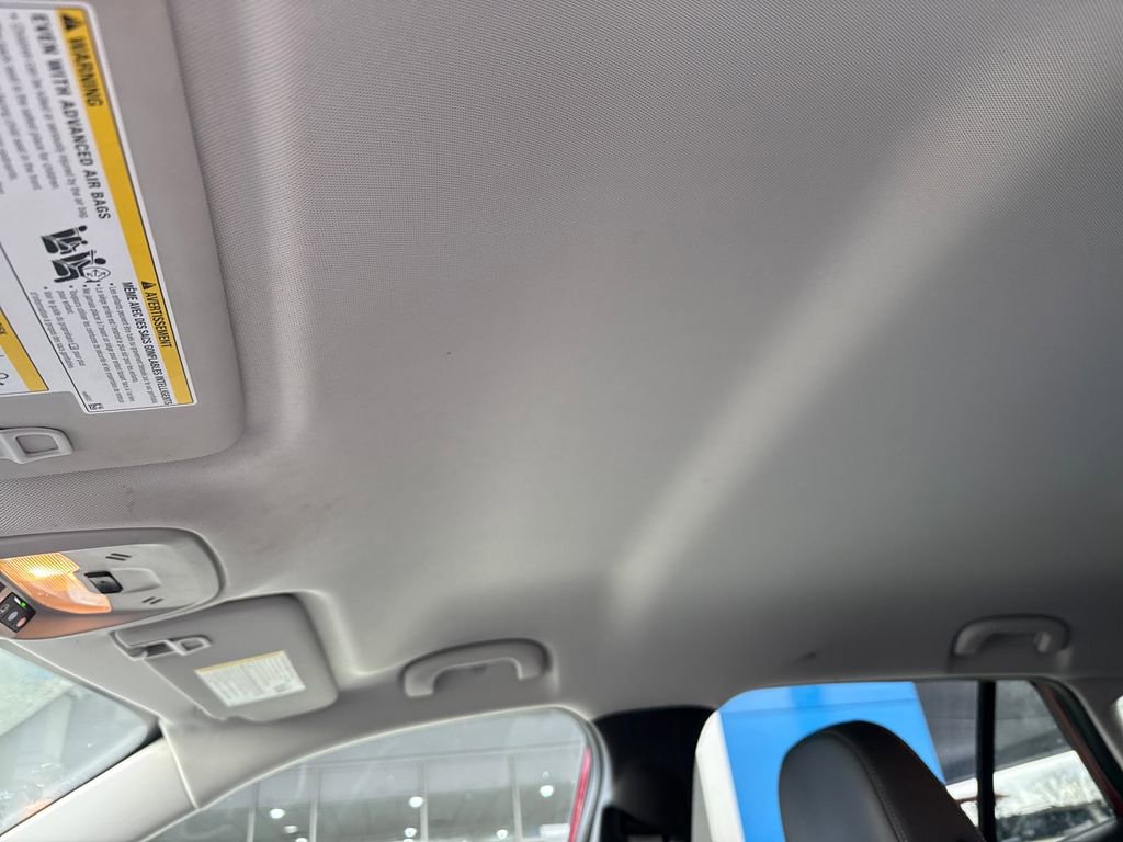 Used 2025 Chevrolet Trax LT image 24