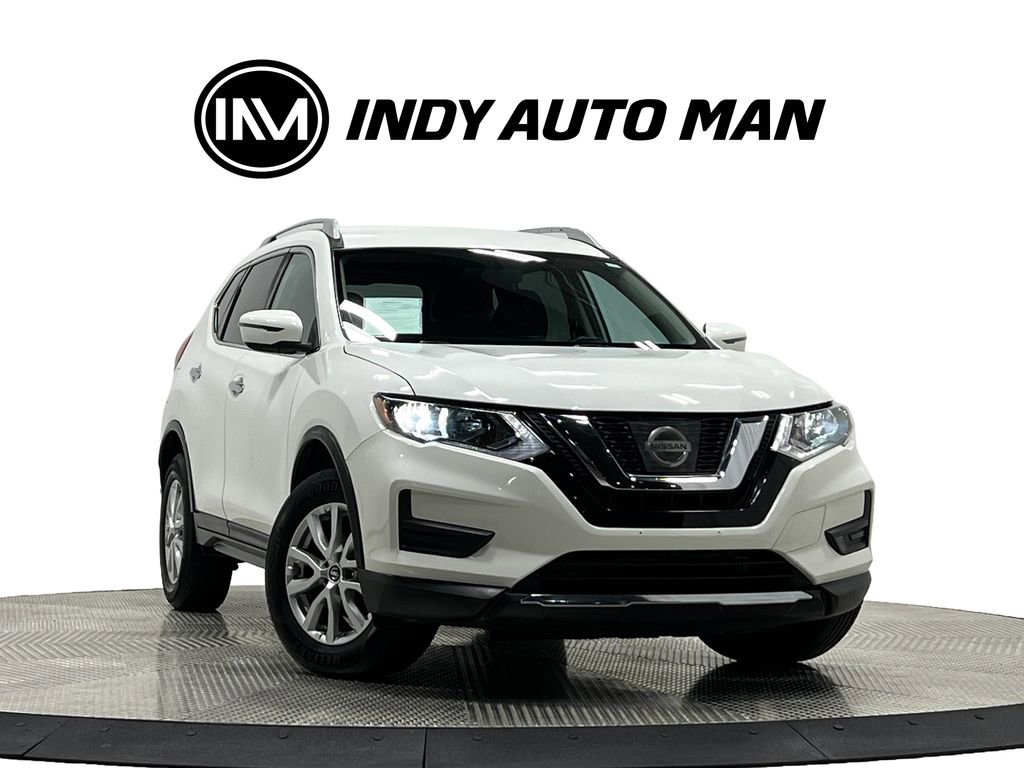Used 2017 Nissan Rogue SV image 3
