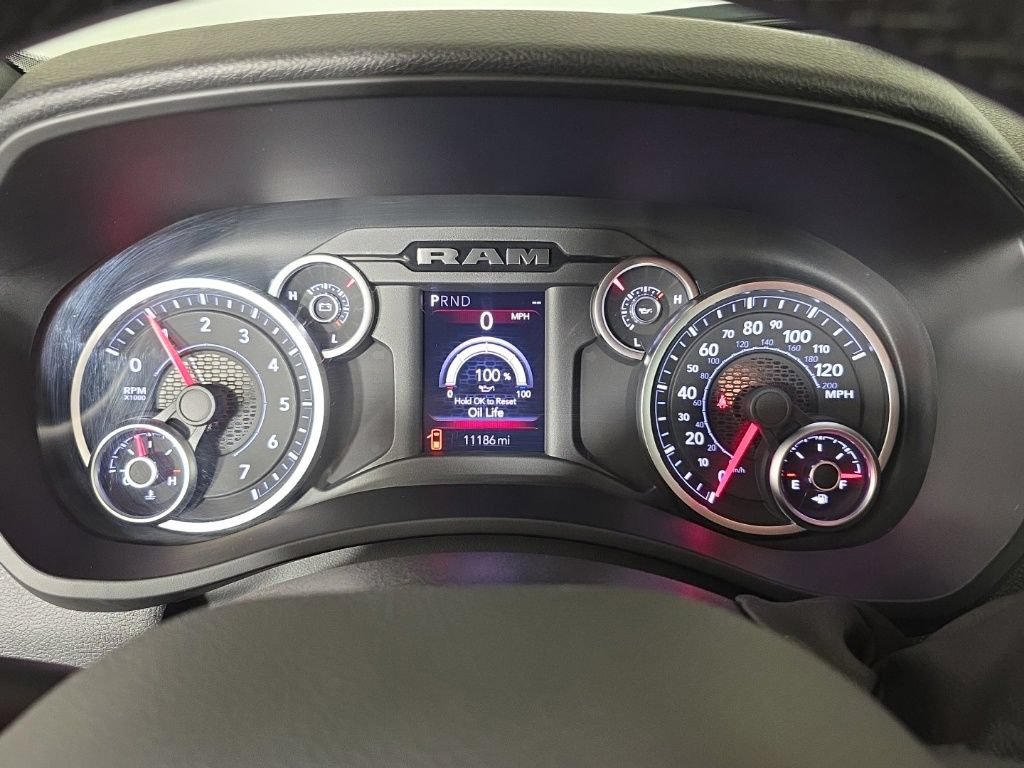 Certified 2026 RAM 2500 Big Horn AWD/4WD image 29